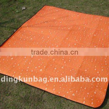 Waterproof pp woven foldable beach mat