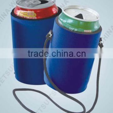 Can cooler with straps