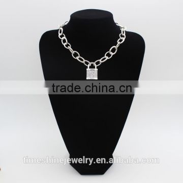 High Quality Alloy Lock Chain Link Necklace