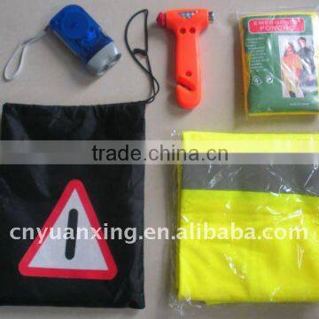 car emergency roadway safety kit