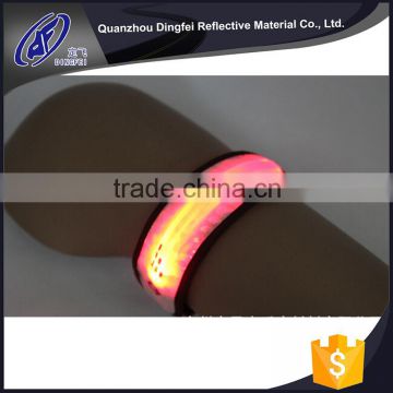 gold supplier china promotional and eco friendly reflective slap band