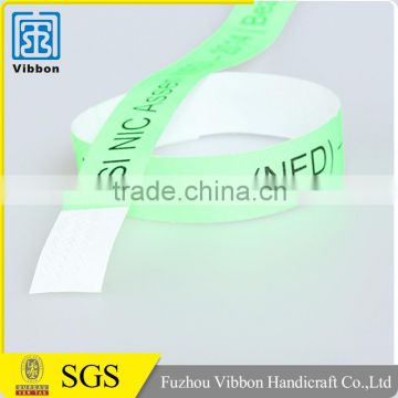 China supplier promotional top quality tyvek wristbands and print