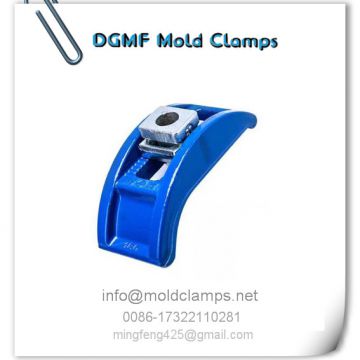 Mold clamp injection molding
