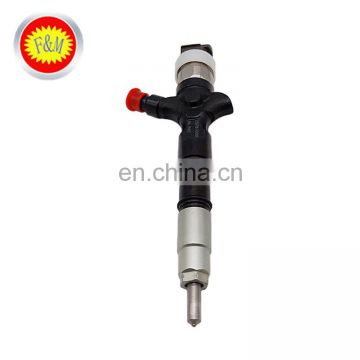Common Fuel  Rail Injector DIiesel 23670-30050 For Auto Car