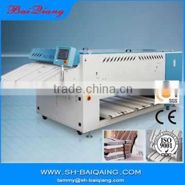 Wholesale China vaccum hand towel folding machine