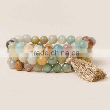 Features Semi-precious stones stretch bracelets
