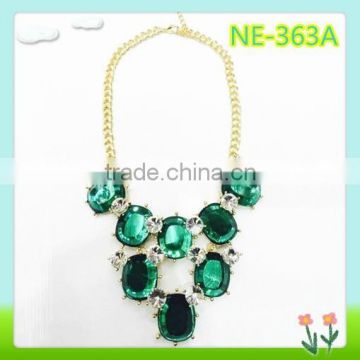 Wholesale fancy green stone necklace for decoration