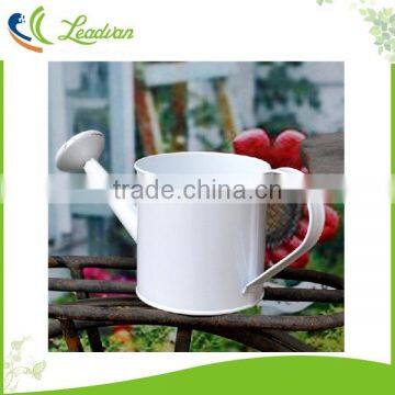 Alibaba cheap decorative white garden watering can for garden decoration