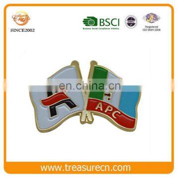 Factory Stamping Matt Golden Enamel Iron Flag Badge For Souvenir