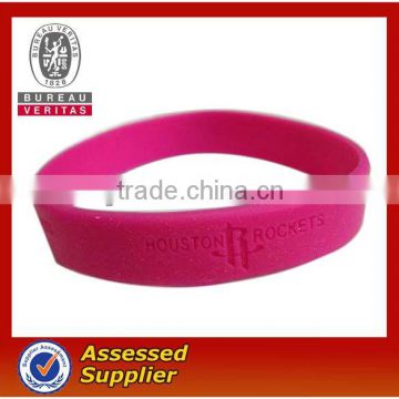 custom eco-friendly debossed 100%silicone bracelet/armband