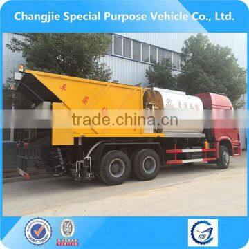 Factory sale hot selling super quality sinotruk howo 6x4 asphalt synchronous chip sealer,bitumen chip sealer