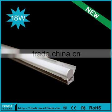 T5 18W LED TUBE LIGHT WITH REFLECTOR FIXTURE