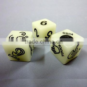 The new style adult game dice set with glowing in the dark effect