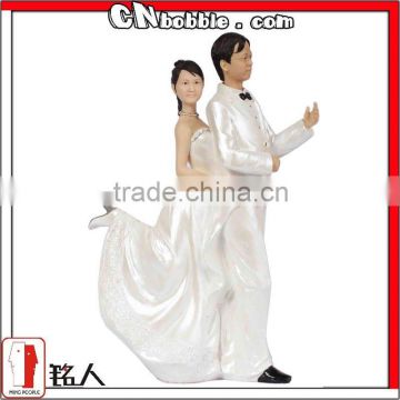 Resin Couple Figurine for Wedding Souvenir