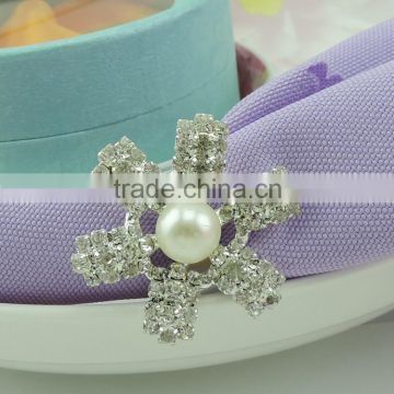 fashionable Table Decoration & Accessories Type rhinestones flower shape wedding napkin ring