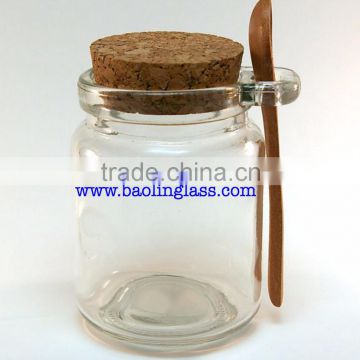 8.5 oz salt container with spoon