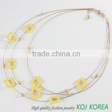 KN-171-2 yellow squre wire necklace