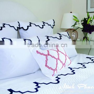 Embroidery bedding sets border black- no 1