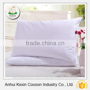 2015 New Wholesale soft cushion silk pillow