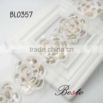2016 New wholesale white flower sequin lace trim for cloth