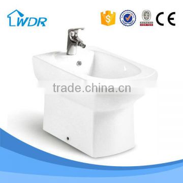 Cleaning ceramic electric cheap water bathroom bidet manufacturer