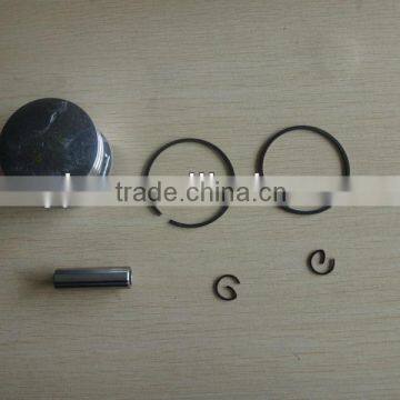 Chain saw spare part piston complete