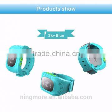 2016 Live tracking Waterproof Living waterproof IP54 mini personal wrist watch small gps tracking device for kids