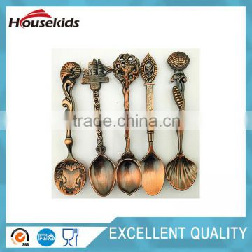 beautiful kitchen spoon set