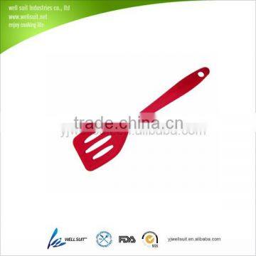 Good quality personalized silicone slotted turner