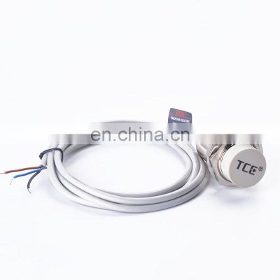 M30 15mm Sensing Distance DC10-30V 3-wire NPN NO Cylinder Inductive Sensor Proximity Switch
