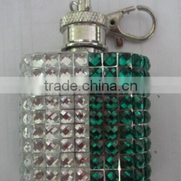1OZ Mini stainless steel hip flask with acrylic diamond.