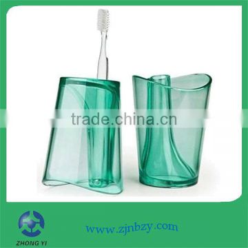 3 Sanitary and Secure Plastic Tooth-brushing Cup