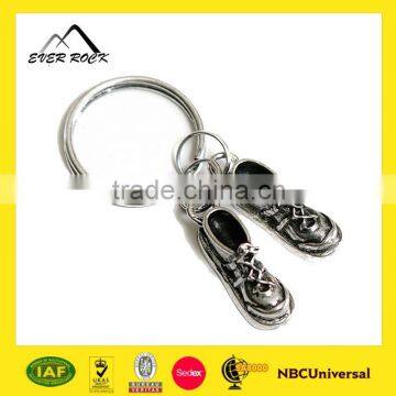 Hottest Souvenir OEM Metal Sport Sneaker Keychain Free Samples