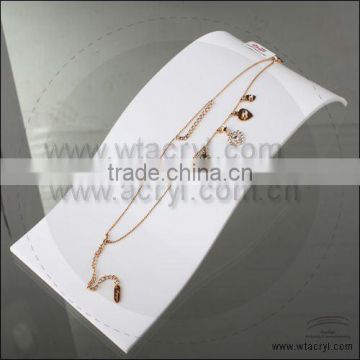 White Necklace Display Jewelry Display Acrylic Displays