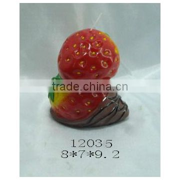 Paraffin strawberry wax candle
