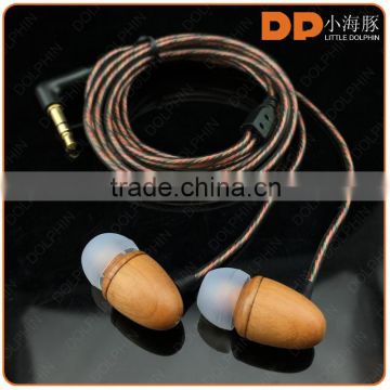 Newest products 2016 bullet shape wooden earphone handmade origin design music earphone headphone