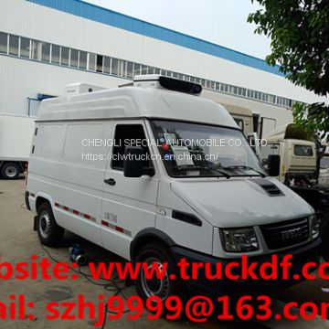 high quality and good price IVECO brand 4*2 LHD diesel refrigerated minibus for sale