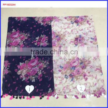 2016 wholesale flower printed voile scarf for dubai with fringe