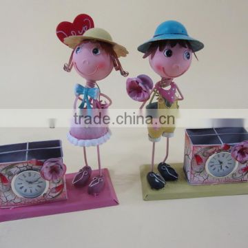 metal doll can used clock