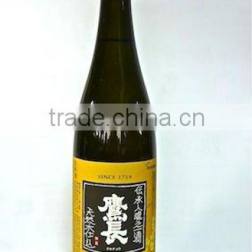 Takacho Karakuchi Sake 720ml Japanese sake liquor bottle