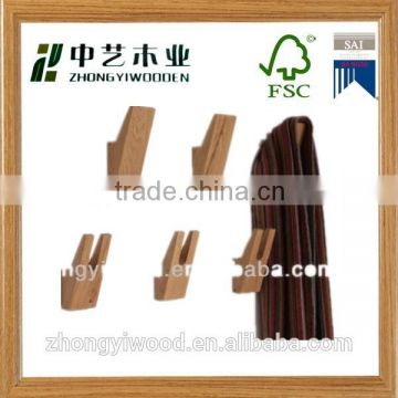 china suppliers FSC&ISO9001wall mounted wood lantern hooks for clothes