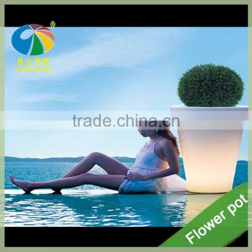 16 Color Changing Swimming Pool LED Flower Pot LED Flower Pot Vase