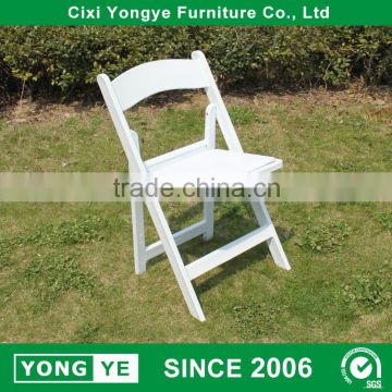 resin material folding padded white wedding chairs