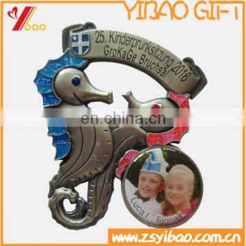 Wholesale new year custom plated souvenir metal medals