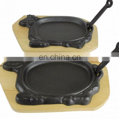 A Set of Cast Iron Steal Pan Sizzle Pan with Wooden Base