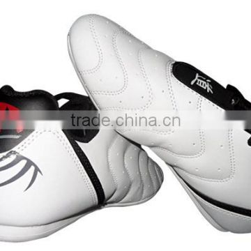 The new 2015 authentic taekwondo shoes children adult breathable, karate shoes for men and women
