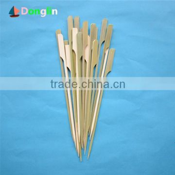 Natural bamboo skewer with paddle hand