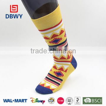 Newest cotton/polyester jacquard logo colors socks wholesale in 2015