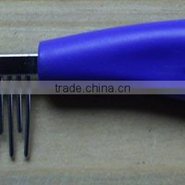 metal pet flea comb with plastic handle