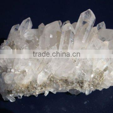 natural rough cluster quartz